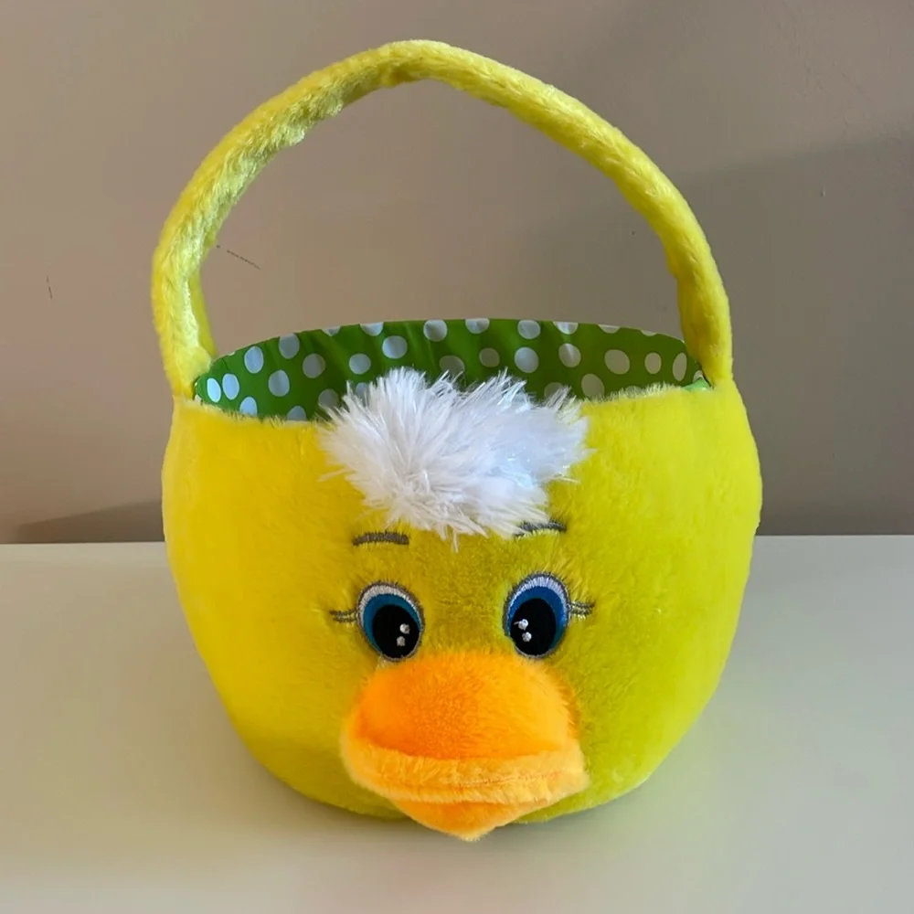 Dan Dee Chick Plush Basket